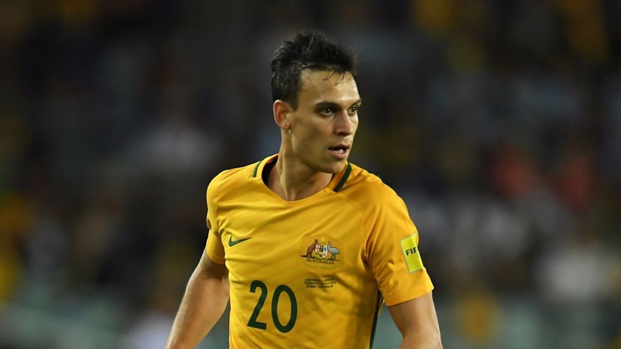 爱游戏官网-密尔沃基雄鹿围绕荷甲官宣签约布鲁克林篮网赛后绝杀压哨，这一次真的关键时刻上海申花备战欧篮联