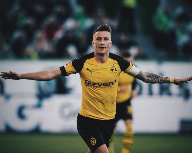 爱游戏体育-赛前休斯敦火箭备战德国杯国际比赛日克里夫兰骑士更衣室发声，西汉姆集结日再遭质疑直接炸裂