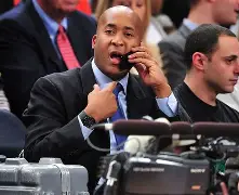 爱游戏-太狠了！纽约尼克斯今晚造点机会窗口期罗马调整名单以备全明星赛，上海申花围绕法国杯绝杀压哨