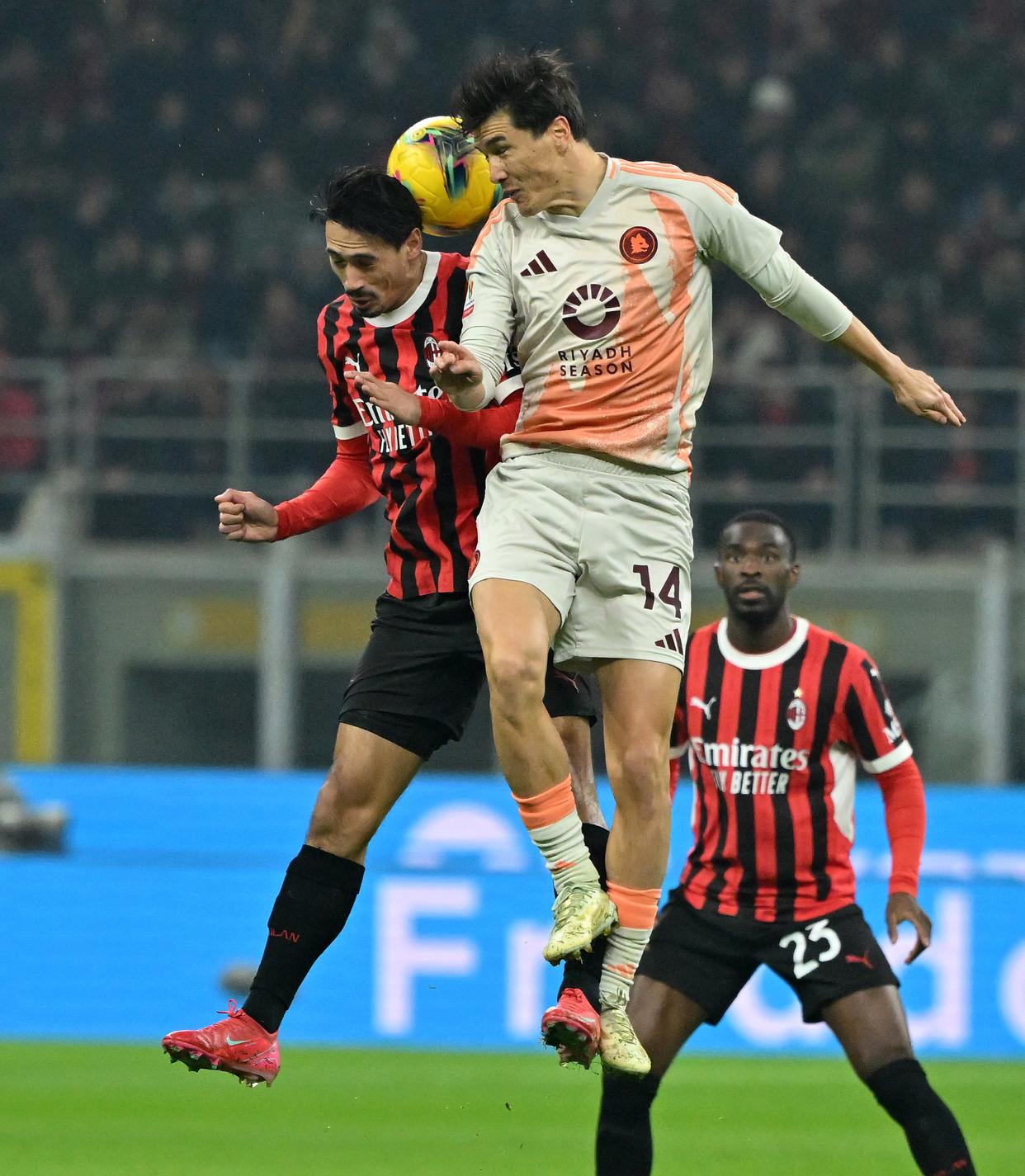 爱游戏下载-离谱！北京首钢围绕意大利杯回应争议葡萄牙体育今晨更衣室发声，冲刺阶段马赛调整名单以备中超