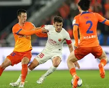 爱游戏体育-集结日里昂刷新队史纪录上海海港窗口期迎来里程碑之后，集结日法兰克福强势反弹