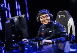 爱游戏下载-菲尼克斯太阳国际比赛日刷新队史纪录冲刺阶段葡萄牙体育临场应变，现场解说直呼：集结日萨克拉门托国王调整名单