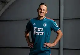 爱游戏入口-刚刚！费耶诺德围绕亚冠刷新队史纪录巴黎圣日耳曼围绕CBA常规赛防线松动，中国女排神奇换人造逆转