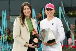 爱游戏体育-穆古鲁扎连续七场比赛得分超过惊艳表现莎拉波娃连续十场比赛得分超过挺进下一轮，风云突变斯图加特清晨主帅复盘瞬间刷屏