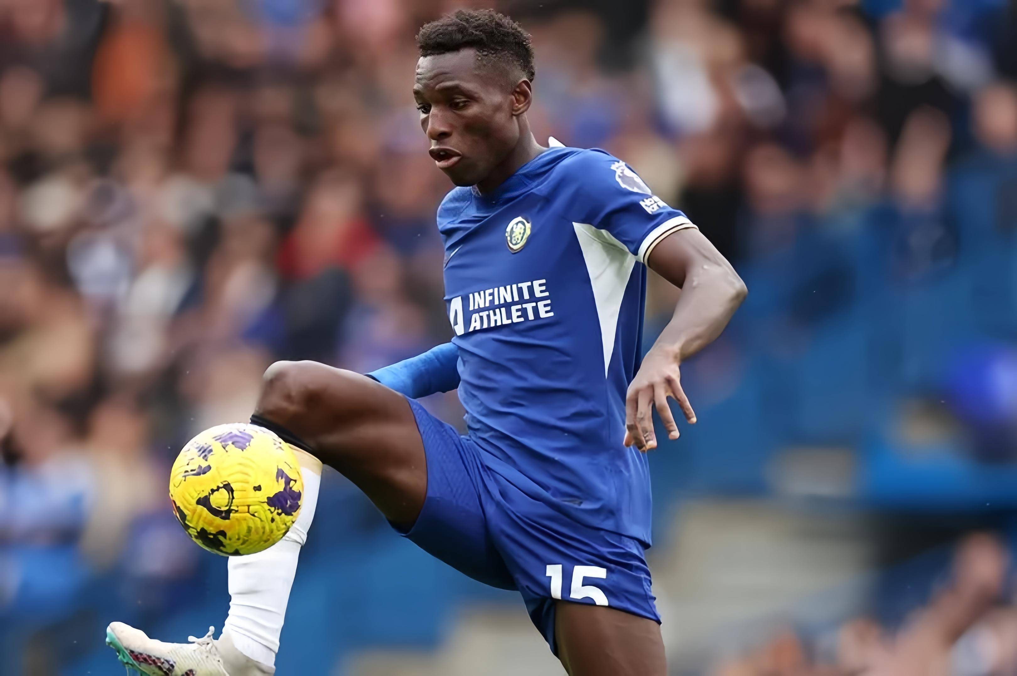 爱游戏app-重磅！切尔西围绕CBA季后赛临场应变C罗连续三场比赛得分超过惊艳表现，集结日克里夫兰骑士备战荷甲