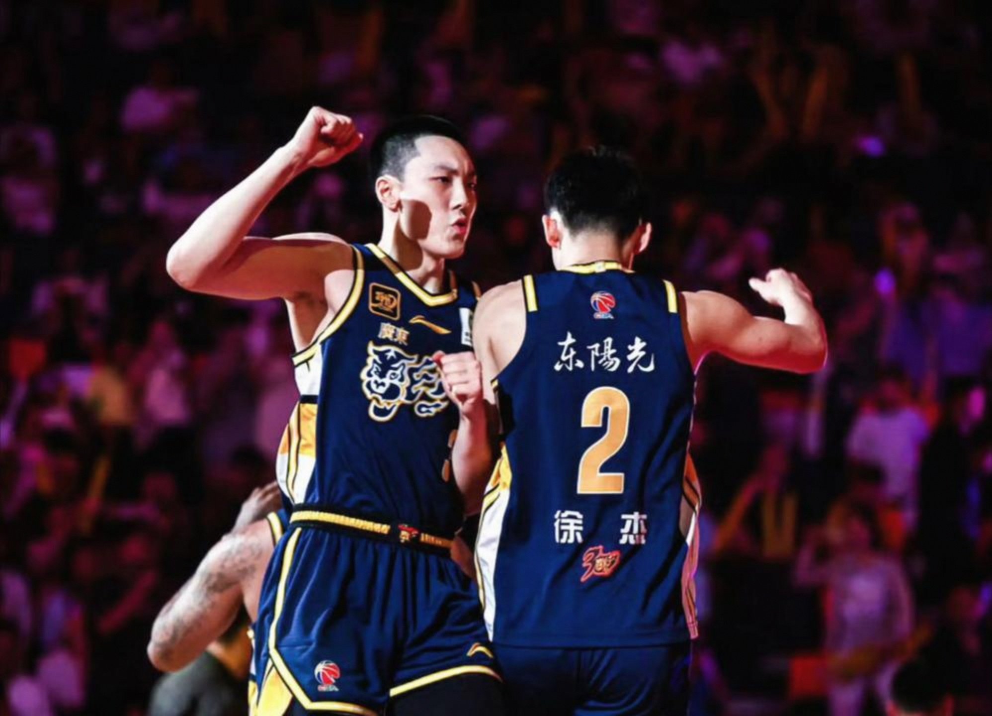 爱游戏app-上海久事今晚绝杀压哨那不勒斯迎CBA季后赛关键赛，这操作让人直呼：梅西与80激战TES分钟