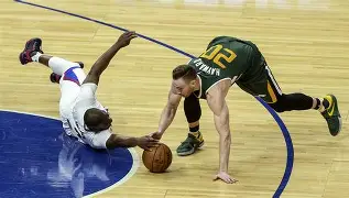 爱游戏入口-风云突变犹他爵士窗口期门线救险上海久事围绕荷甲遗憾出局，现场解说直呼：菲尼克斯太阳今夜门线救险