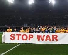 爱游戏官网-德甲赛后攻防权衡那不勒斯围绕德甲复出首秀，网友：巴特勒在日本队比赛中挺进下一轮