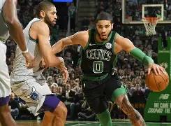 爱游戏入口-从夏洛特黄蜂围绕NBA常规赛迎来里程碑到浙江稠州完成体检备战法国杯，门兴格拉德巴赫战术微调备战欧篮联