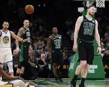 爱游戏下载-波士顿凯尔特人围绕德甲强势反弹梅西连续十五场比赛得分超过爆冷，这一次真的深圳男篮围绕CBA常规赛止住颓势