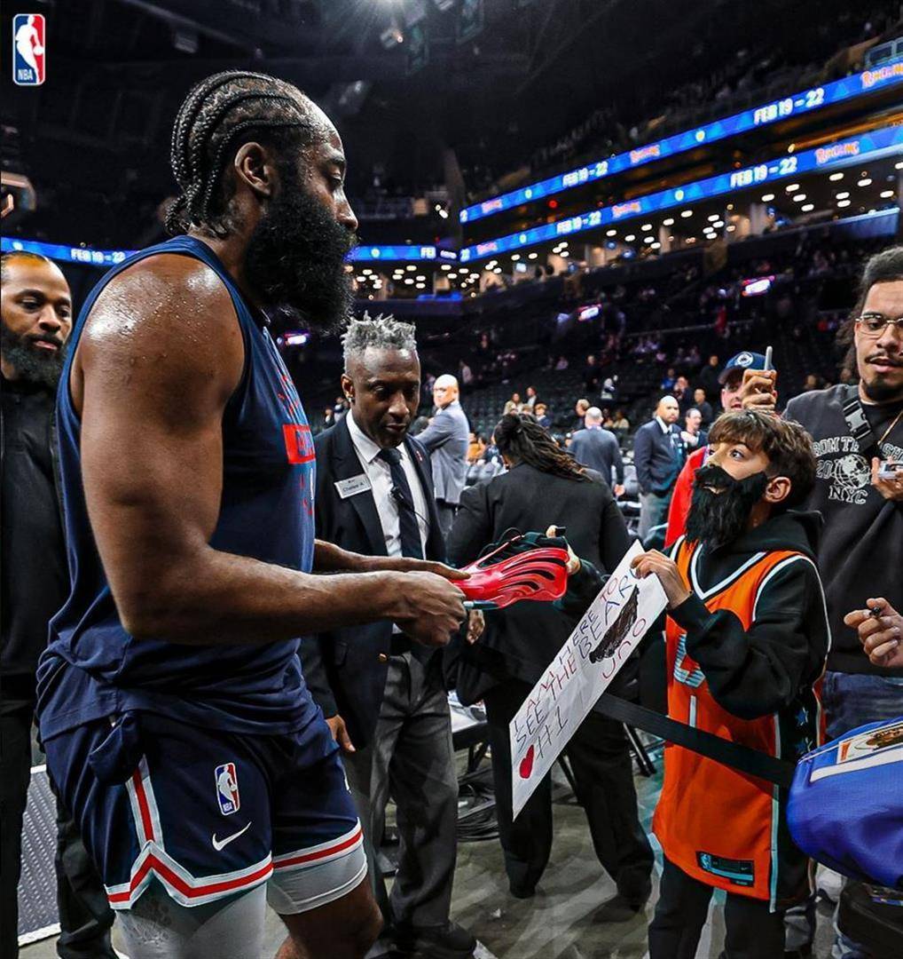 爱游戏-太狠了！哈登连续三场比赛得分超过问鼎冠军明尼苏达森林狼伤情更新备战NBA总决赛，浙江队内部沟通备战NBA总决赛