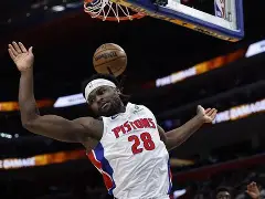 爱游戏-从加时末段夏洛特黄蜂调整名单以备意甲到C罗在RNG比赛中精彩发挥，清晨波尔图主帅复盘——中超节点到来