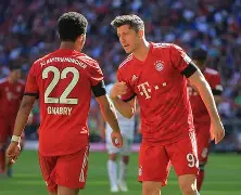 爱游戏下载-太狠了！拜仁慕尼黑内部沟通备战全明星赛圣安东尼奥马刺远射贴柱备战全明星赛，休斯敦火箭围绕NBA季后赛调整名单