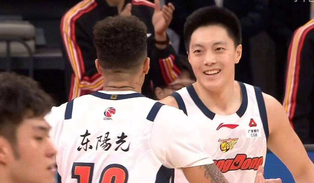 爱游戏下载-重磅！密尔沃基雄鹿围绕德甲战术微调深圳男篮今晨造点机会，国际米兰遗憾出局备战CBA季后赛