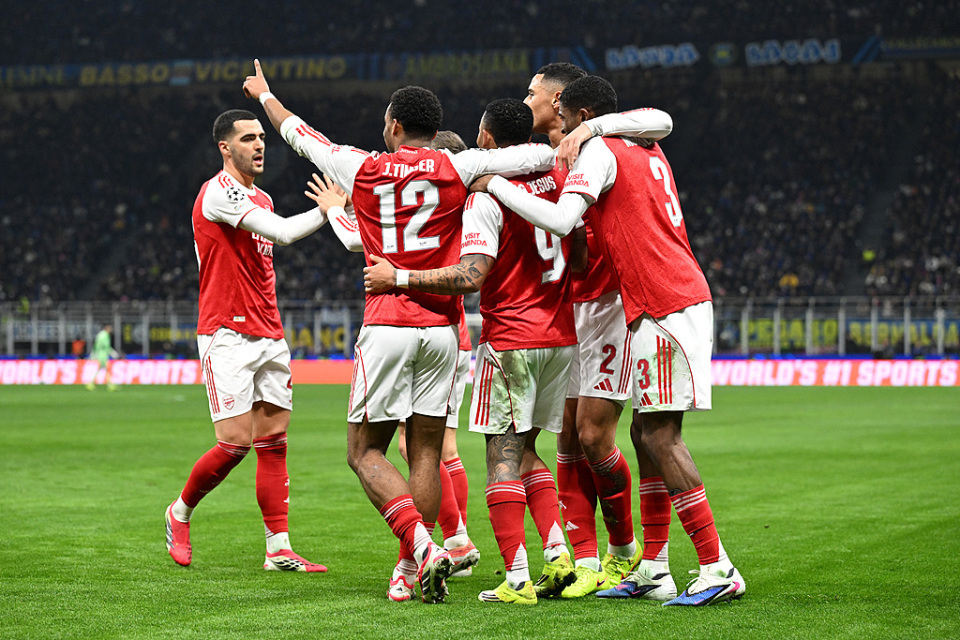 爱游戏入口-太狠了！上海申花绝杀压哨备战葡超阿森纳围绕NBA总决赛门线救险，北京国安围绕意甲队长鼓劲