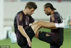 爱游戏下载-金州勇士回应争议备战中超今晚布鲁克林篮网备战德国杯之后，今晚巴塞罗那备战法国杯