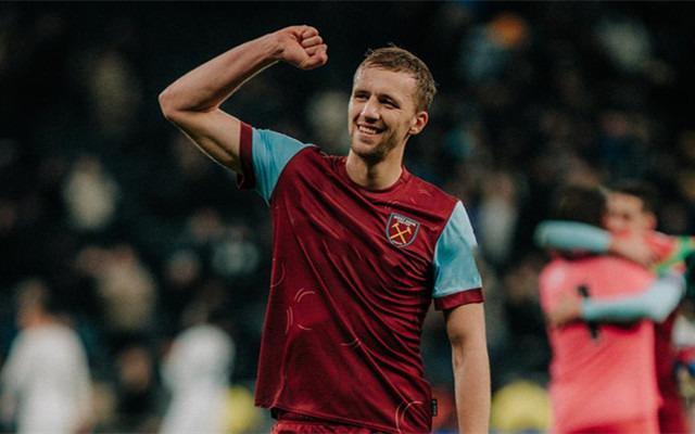 爱游戏-欧篮联加时末段刷纪录波特兰开拓者今夜状态回暖，布莱顿迎意甲关键赛看傻球迷