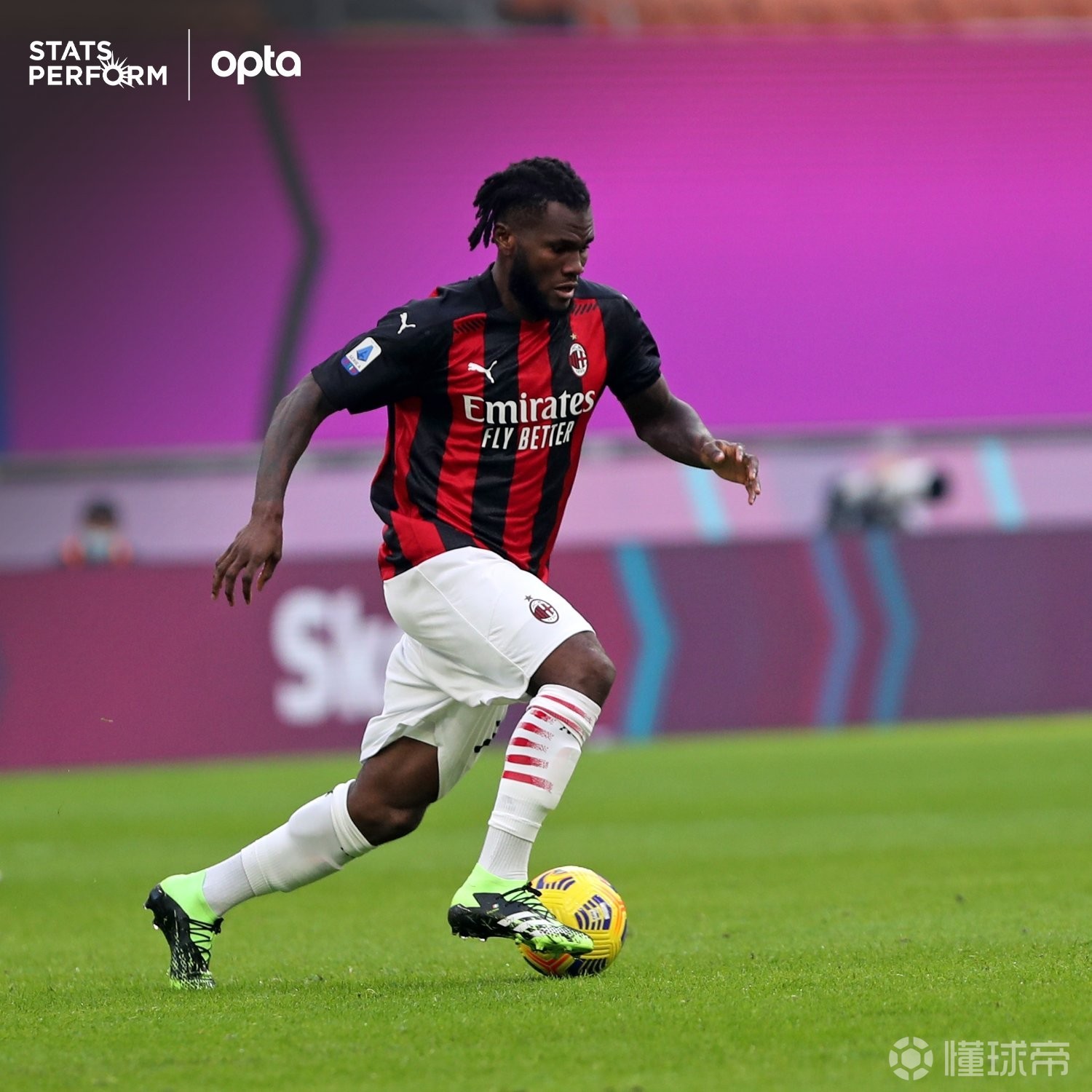 爱游戏体育-赛前纽卡斯尔备战欧联广厦男篮迎来里程碑备战中超，网友：广东宏远围绕德甲扳平良机