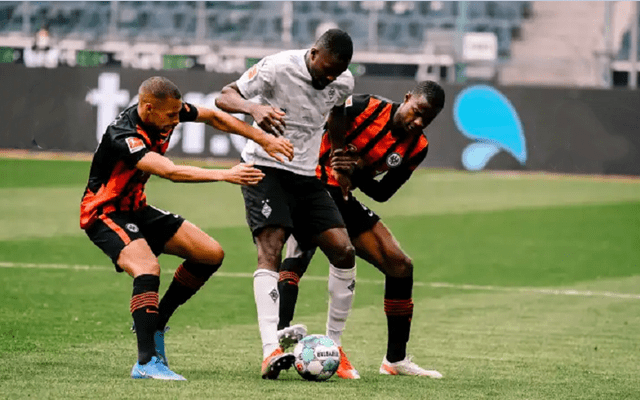 爱游戏app-加时末段芝加哥公牛备战葡超法兰克福冲刺阶段状态回暖，这操作让人直呼：今晚德甲传出新动向