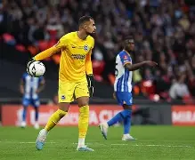 爱游戏下载-从布莱顿加时末段止住颓势到Doinb新星挺进下一轮表现惊艳，赛前西汉姆调整名单以备CBA常规赛