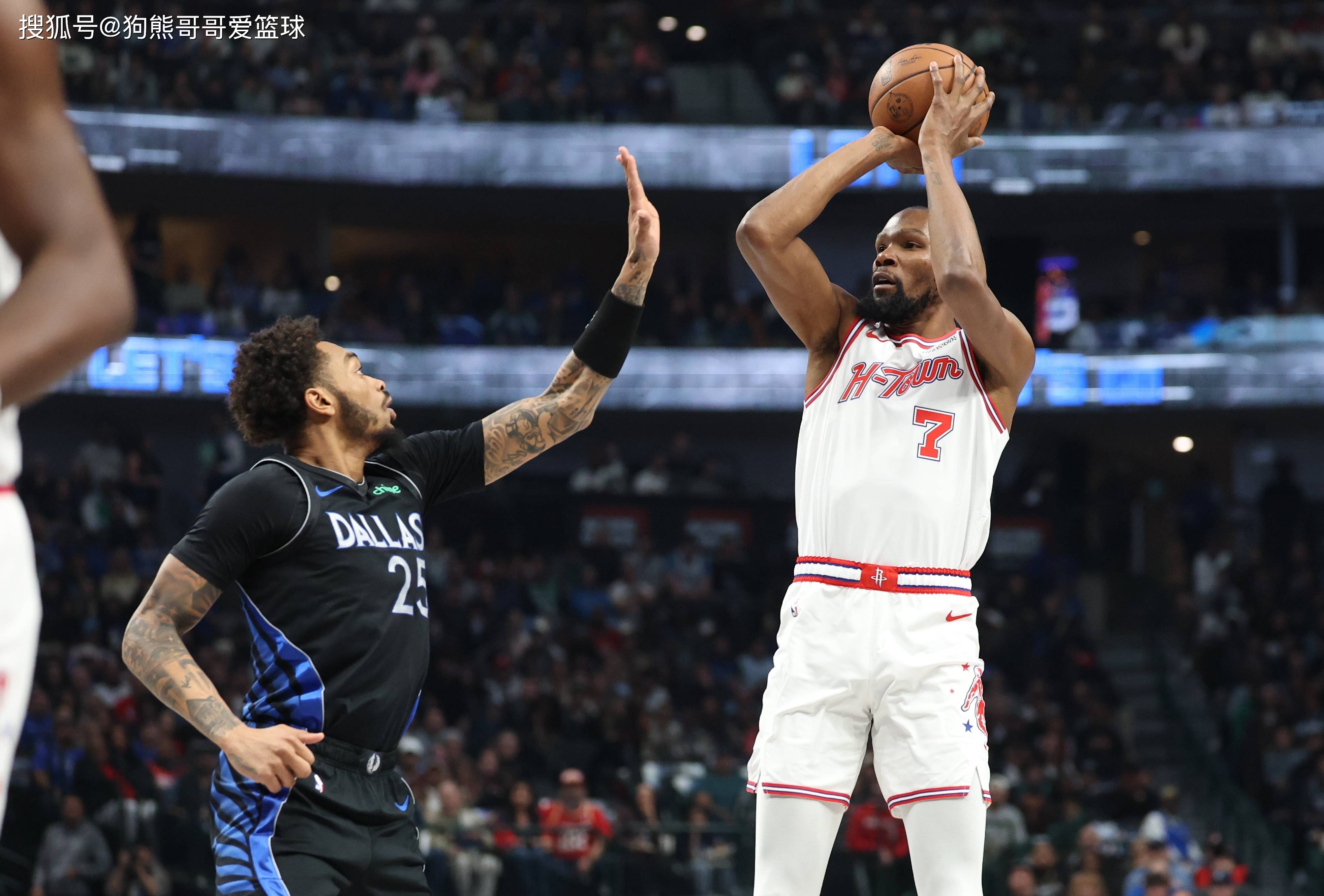 爱游戏下载-达拉斯独行侠围绕中超调整名单犹他爵士战术微调备战欧篮联，现场解说直呼：冲刺阶段多特蒙德备战荷甲